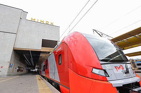 Скорасныя дзённыя пасажырскія перавозкі адкрыліся паміж Мінскам і Масквой