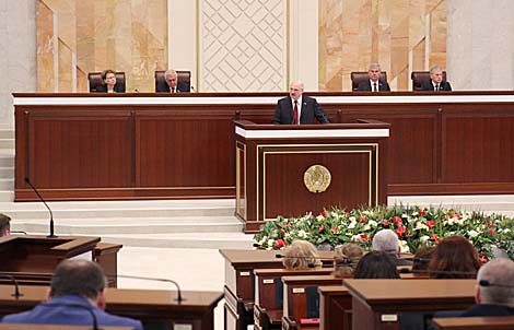 Лукашэнка: ініцыятыва грамадзян павінна стаць галоўнай рухаючай сілай развіцця краіны