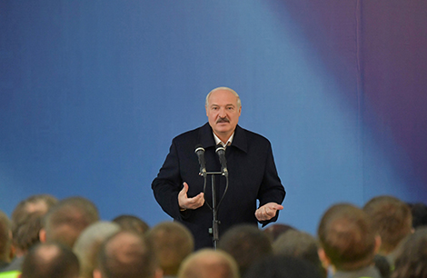 Лукашэнка: Беларусь і Расія не абмяркоўваюць стварэнне наднацыянальных органаў, але работа па дарожных картах прадоўжыцца