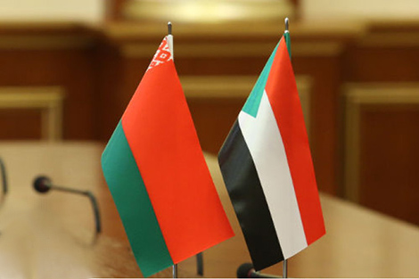 Лукашэнка заявіў аб гатоўнасці Беларусі прапанаваць Судану кампетэнцыі ў розных сферах