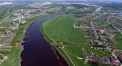 Зніжэнне падаткаў і мараторый на праверкі - Лукашэнка падпісаў указ аб развіцці Аршанскага раёна