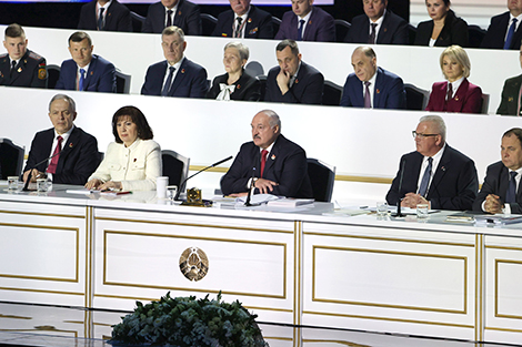 Лукашэнка вылучаны кандыдатам на пасаду старшыні УНС