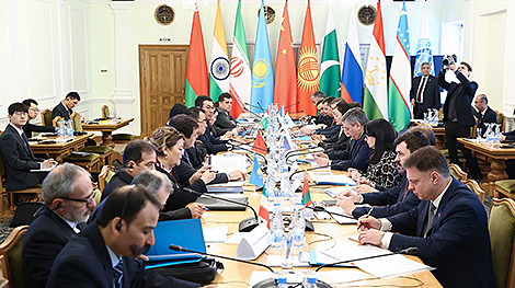 Процідзеянне пагрозам, умацаванне бяспекі. У Маскве з удзелам Беларусі прайшлі кансультацыі краін ШАС