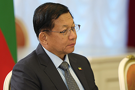 Лукашэнка павіншаваў Мін Аун Хлайна з перавыбраннем на пасаду Прэзідэнта М'янмы