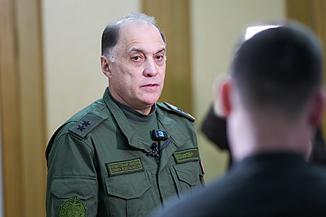 Што цікавіць Прэзідэнта пры праверцы гатоўнасці Узброеных Сіл? Вальфовіч назваў ключавыя моманты