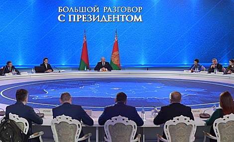 Лукашэнка лічыць няправільным зацягванне Расіяй з перагаворамі па цане на газ для Беларусі з 2020 года