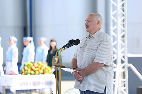 Лукашэнка аб аплаце працы ў вёсцы: балаваць сялян нельга, але калі даюць рэзультат - трэба плаціць