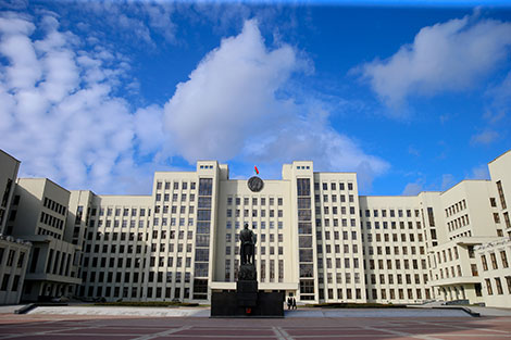 Лукашэнка абазначыў першачарговыя задачы для ўрада