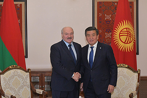 Прэзідэнт Кыргызстана павіншаваў Лукашэнку з перамогай на выбарах