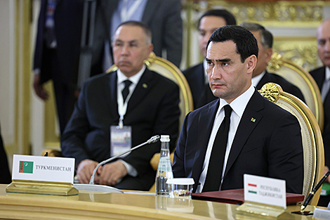 Прэзідэнт Туркменістана павіншаваў Лукашэнку з перамогай і выказаў упэўненасць у развіцці адносін з Беларуссю