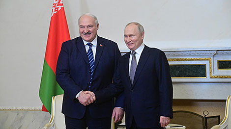 Лукашэнка і Пуцін у нядзелю размаўлялі больш за восем гадзін