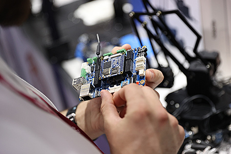 Лукашэнка зацвердзіў прыярытэты навуковай, навукова-тэхнічнай і інавацыйнай дзейнасці на 2026-2030 гады