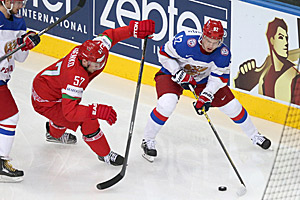 Belarus loses to Russia during Minsk ice hockey championship