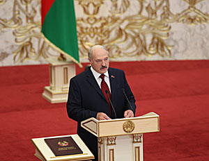 Лукашенко: Народ Беларуси на выборах вновь продемонстрировал миру высочайшую политическую культуру