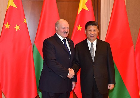 卢卡申科向习近平主席致生日贺电