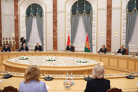 卢卡申科：白俄罗斯科学展现出韧性及持续发展的能力