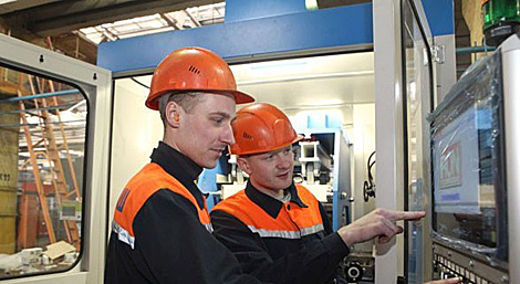 莫吉廖夫电梯厂在亚美尼亚组装生产