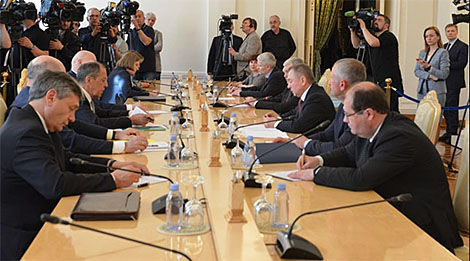 白罗斯和俄罗斯外交部于秋季计划举行两国理事会联合大会