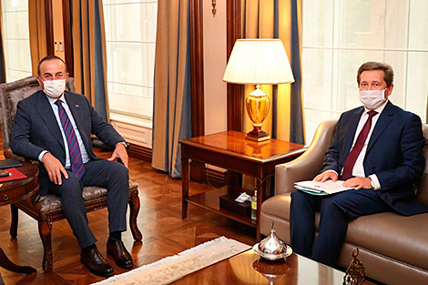 白罗斯大使与土耳其外交长在会议上讨论了建立白罗斯-土耳其合作方式