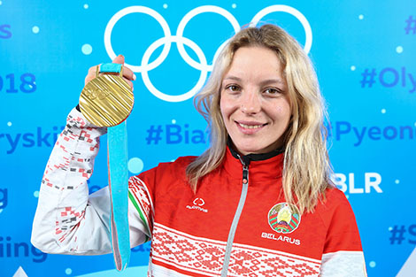 白罗斯选手安娜·古斯科娃获得哈萨克斯坦特技滑雪世锦赛冠军