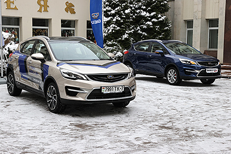 “白俄吉利”展示了新款跨界掀背Geely GS