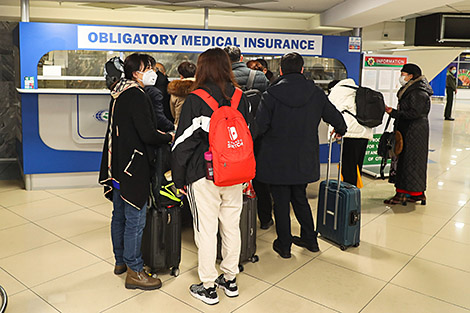假期后回到白罗斯的中国学生将通过医疗监督