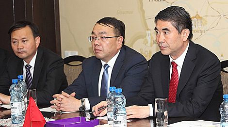 中国青海省对与白俄罗斯钾肥公司 合作有利害关系的