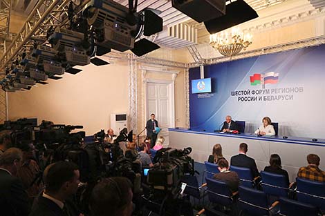 根据第六届白罗斯和俄罗斯区域论坛结果，双方将签署价值至少5.5亿美元合同