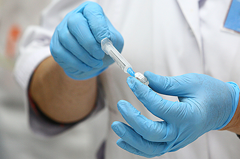白罗斯第一个获得俄罗斯针对冠状病毒的疫苗