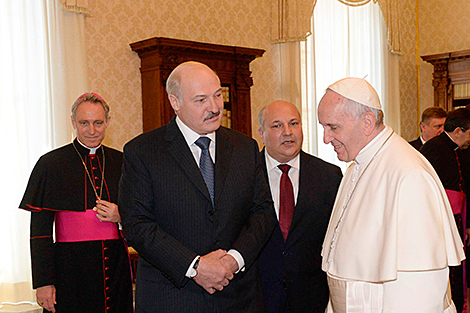 白罗斯总统对方济格教皇表示最良好的祝愿