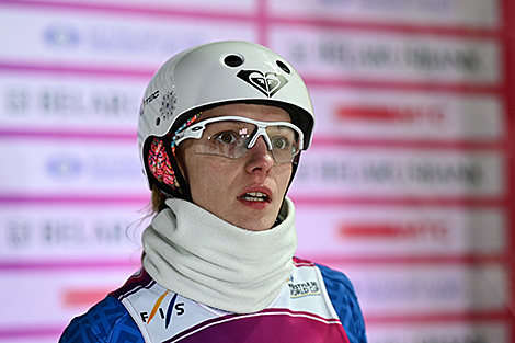 白罗斯选手安娜·古斯科娃在哈萨克斯坦特技滑雪世锦赛中晋级超级决赛