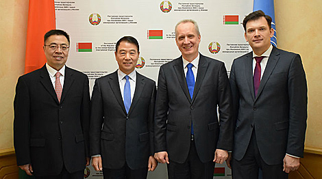 中国全力支持白罗斯加入世贸组织