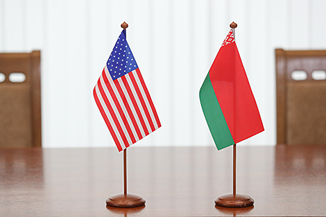 卢卡申科谈对美对话：虽时有艰难胶着，却是强者之间的谈判