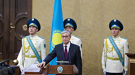 卢卡申科祝贺卡瑟姆—若马尔特·托卡耶夫就任哈萨克斯坦总统