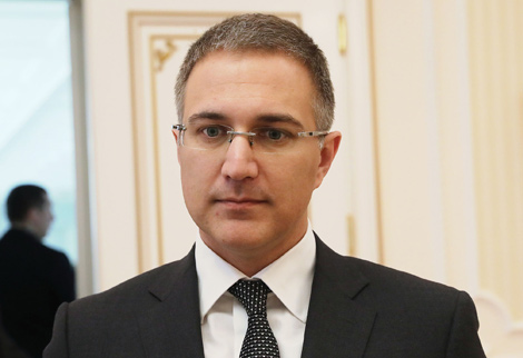 塞尔维亚总统的特别代表回答记者提问