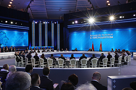 卢卡申科：普京与庞大的俄罗斯无意吞并白罗斯