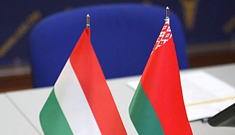 卢卡申科：白罗斯和匈牙利正发展开放而建设性的关系