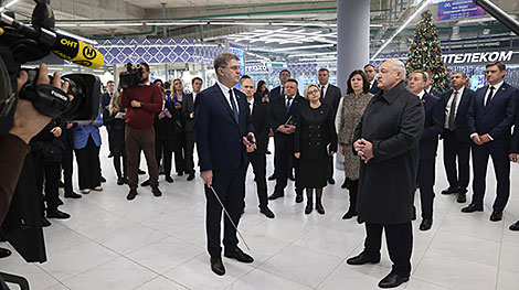 卢卡申科建议在俄罗斯城市建设白俄罗斯产品购物中心
