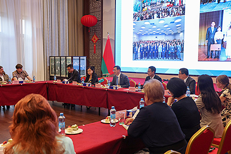 数十亿美元的投资和贸易额—中国驻白俄罗斯大使张汶川介绍了中白经济伙伴关系取得的成就