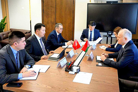 白俄罗斯与吉尔吉斯斯坦在上海合作组织框架内加强经济合作