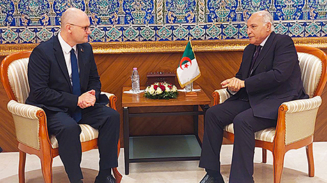 白俄罗斯与阿尔及利亚决定加强部际协作