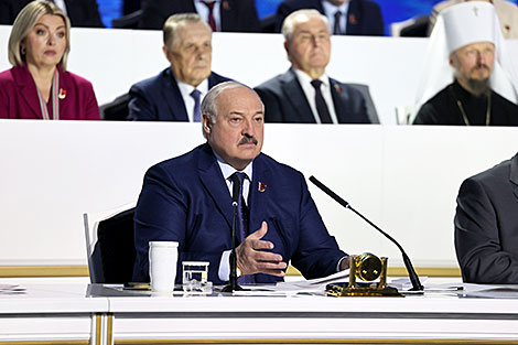 卢卡申科就国民议会第七届会议结果发表讲话：国家建设史翻开了新的一页