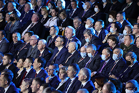 Лукашенко объявил ВНС закрытым и пообещал продолжить диалог по поднятым вопросам