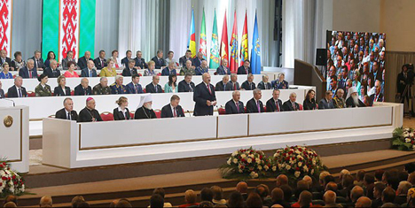 Лукашэнка: Беларусь выбрала шлях эвалюцыйнага развіцця, а не шокавай тэрапіі