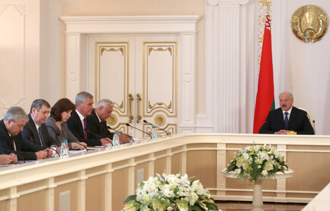 Лукашенко: Государство поддержит ратующих за суверенитет Беларуси претендентов в парламент, независимо от политвзглядов