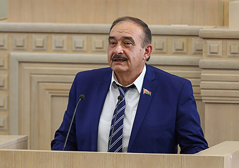 Гайдукевич: не надо раскачивать спокойную страну и через социальные сети созывать молодежь