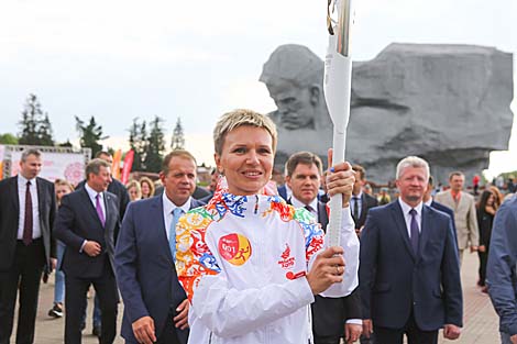 Эстафета агню ІІ Еўрапейскіх гульняў адправілася ў дарогу па Беларусі з Брэсцкай крэпасці