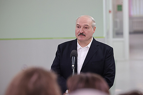 Lukashenko sums up results of Year of Native Land campaign