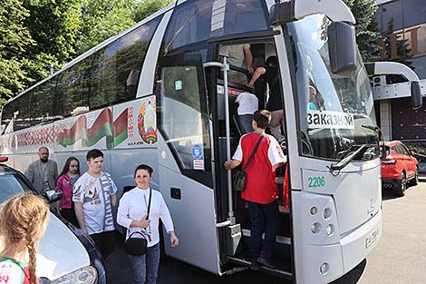 Семья из Луганска после реабилитации: 