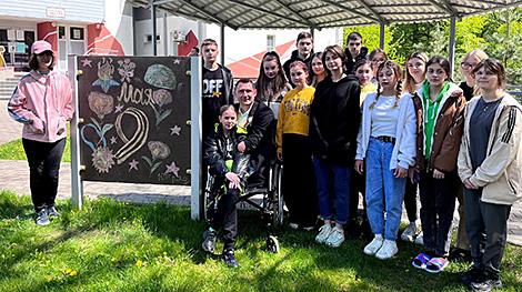 Какую помощь Беларусь оказывает детям из пострадавших регионов Донбасса, рассказал Талай